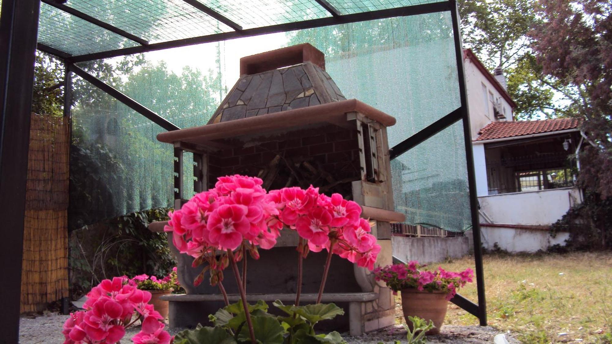 Stelios House Apartment อัสโปรวาลตา ภายนอก รูปภาพ