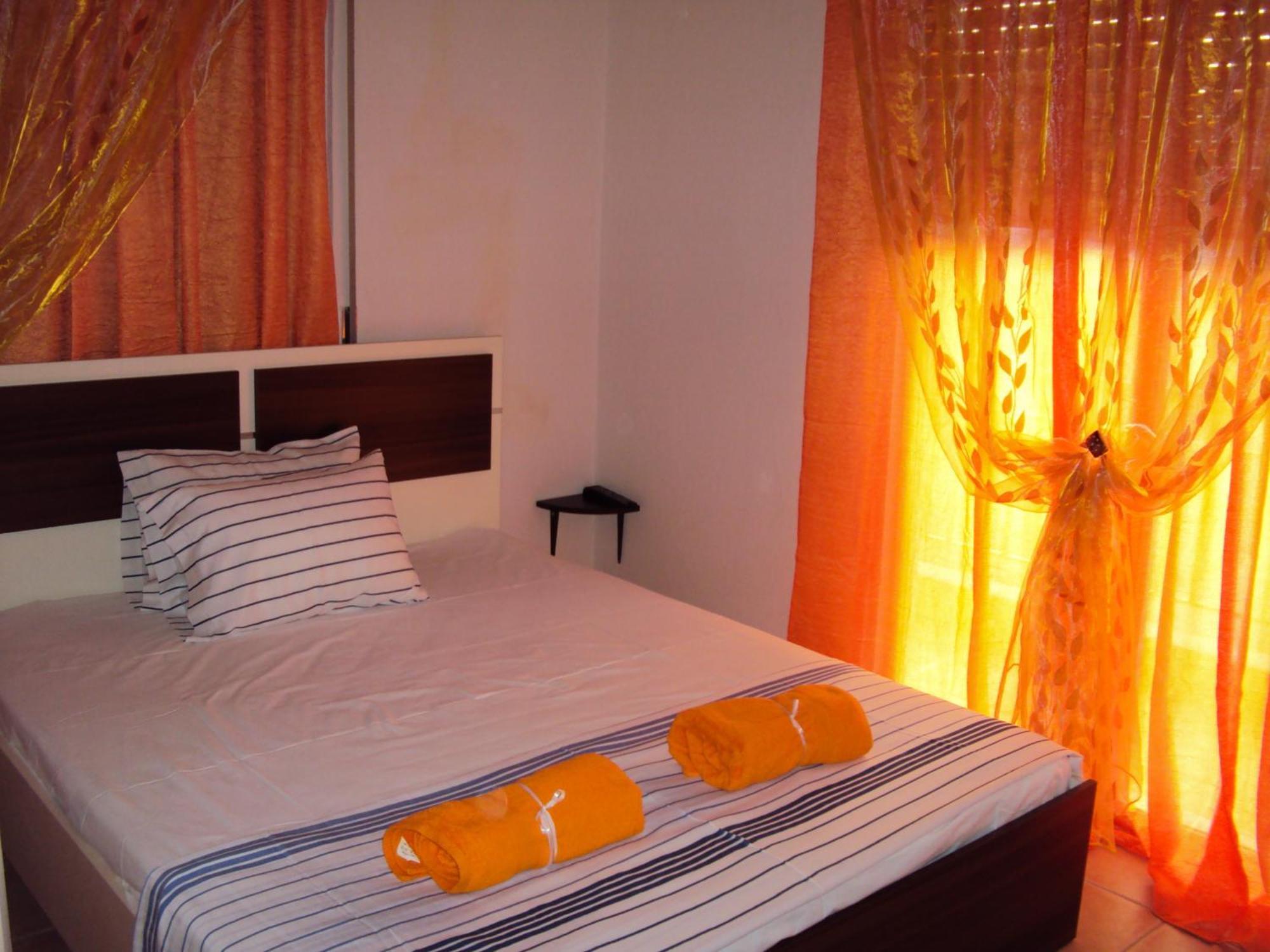 Stelios House Apartment อัสโปรวาลตา ภายนอก รูปภาพ